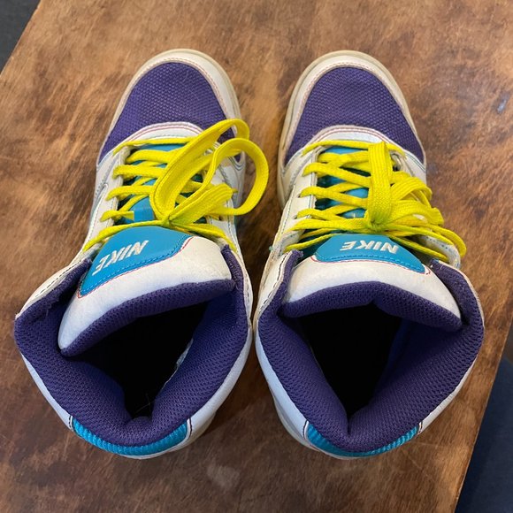 Retro Nike Air High Tops - Picture 3 of 3